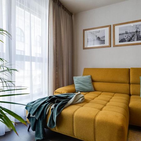 Apartman Leonardo - City Center Trnava Bagian luar foto