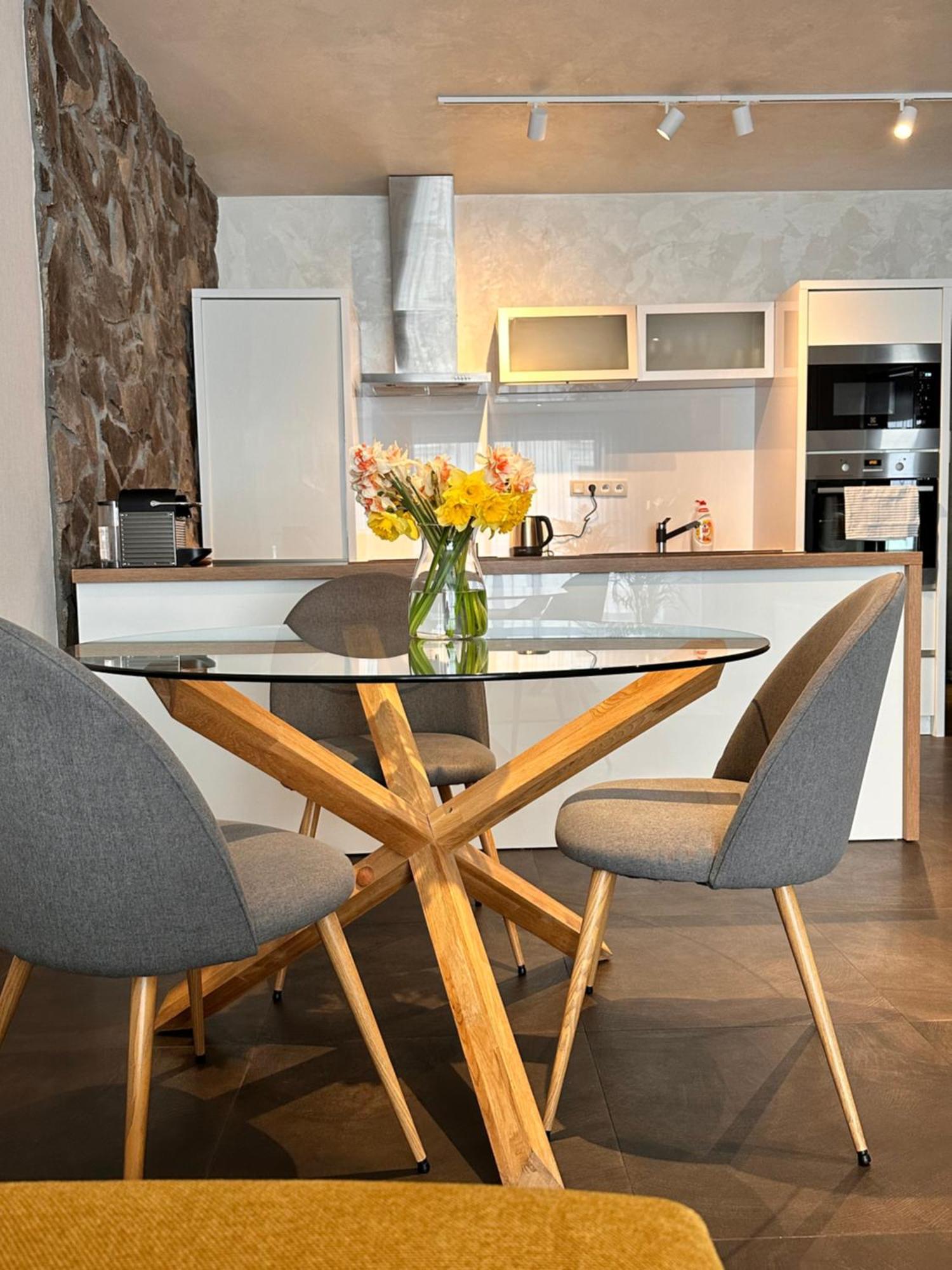 Apartman Leonardo - City Center Trnava Bagian luar foto
