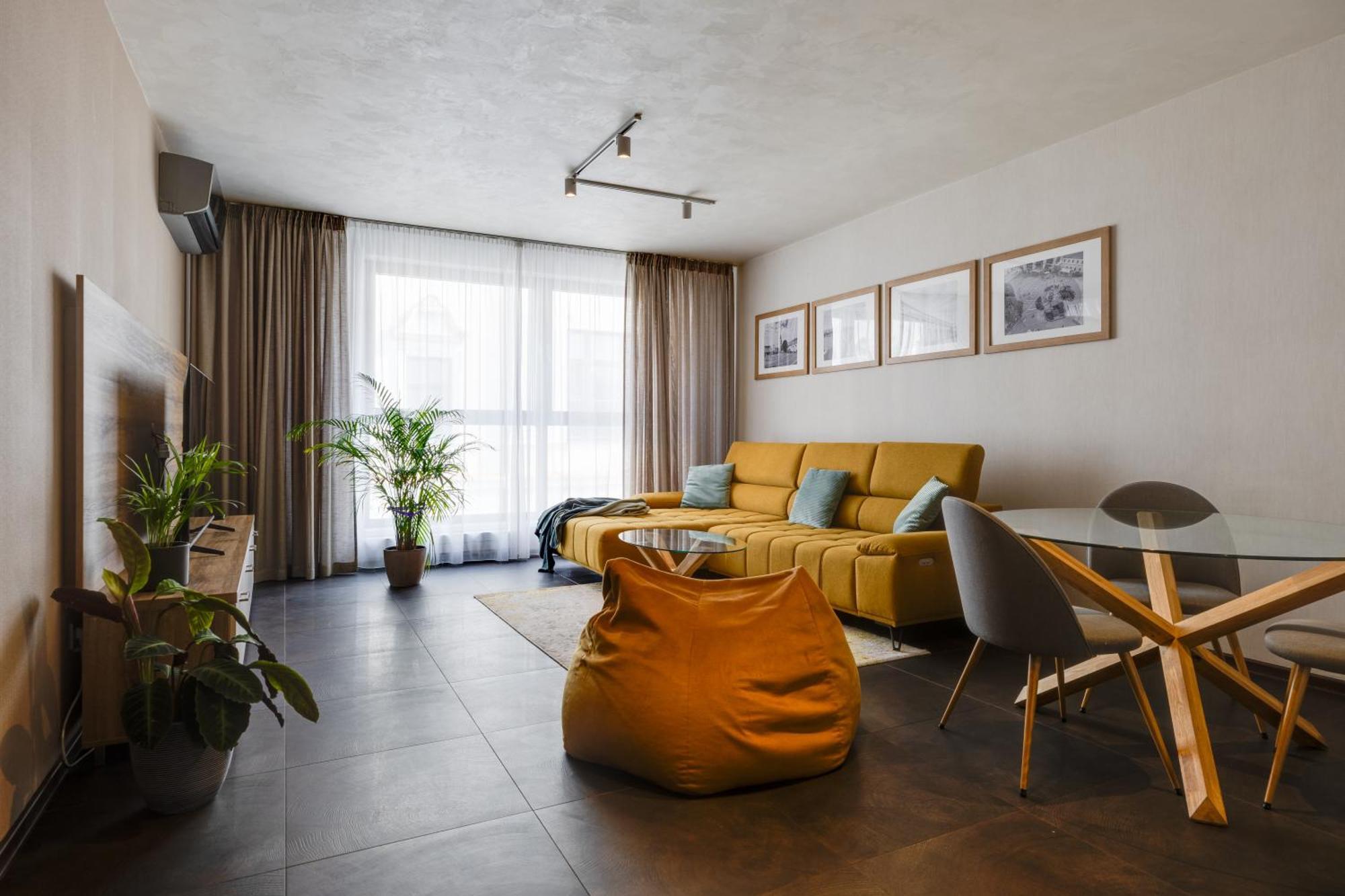 Apartman Leonardo - City Center Trnava Bagian luar foto